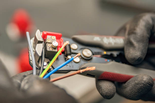  Harrisburg, IL Electrician Pros